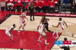 开云APP-猛龙掀起反击，打破对方防线取得胜利