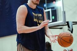 开云体育官方网站-约基奇率领掘金，击败快船取得三连胜