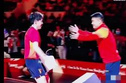 开云体育官方网站-JDG鏖战马来西亚羽毛球队，王皓团战一打五激烈交锋小组赛，强势挺进下一轮的简单介绍