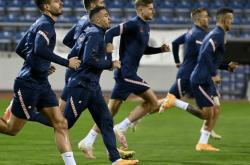 开云体育中国-包含克罗地亚轻取斯洛文尼亚，葡萄牙险胜爱沙尼亚的词条