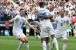 开云体育下载-包含斯洛伐克国家队踢出冷门，晋级欧洲杯八强的词条