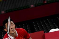 开云平台-英格兰羽毛球队鏖战印尼羽毛球队，谌龙高光表现的简单介绍