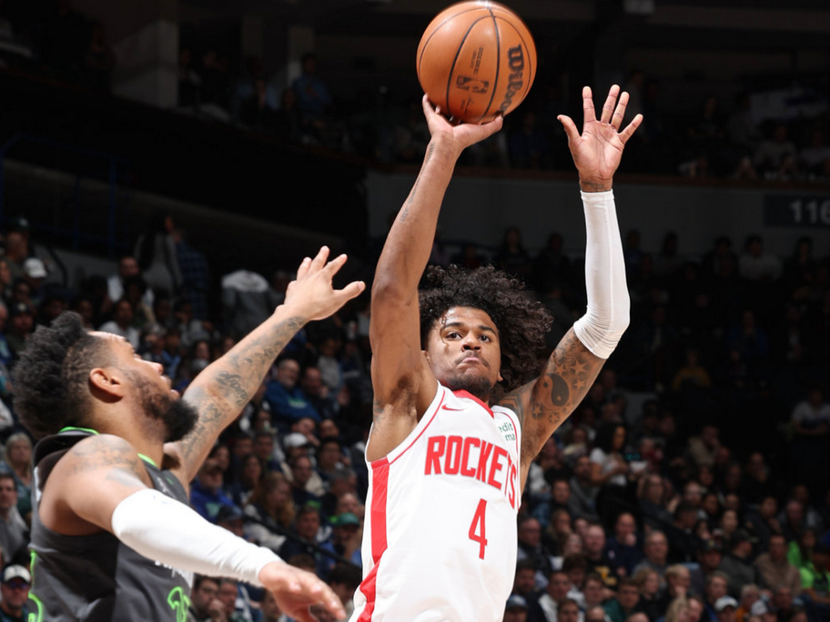 球队的顶尖球员在比赛中展现出了绝对的实力 球队的顶尖球员在比赛中展现出了绝对的实力