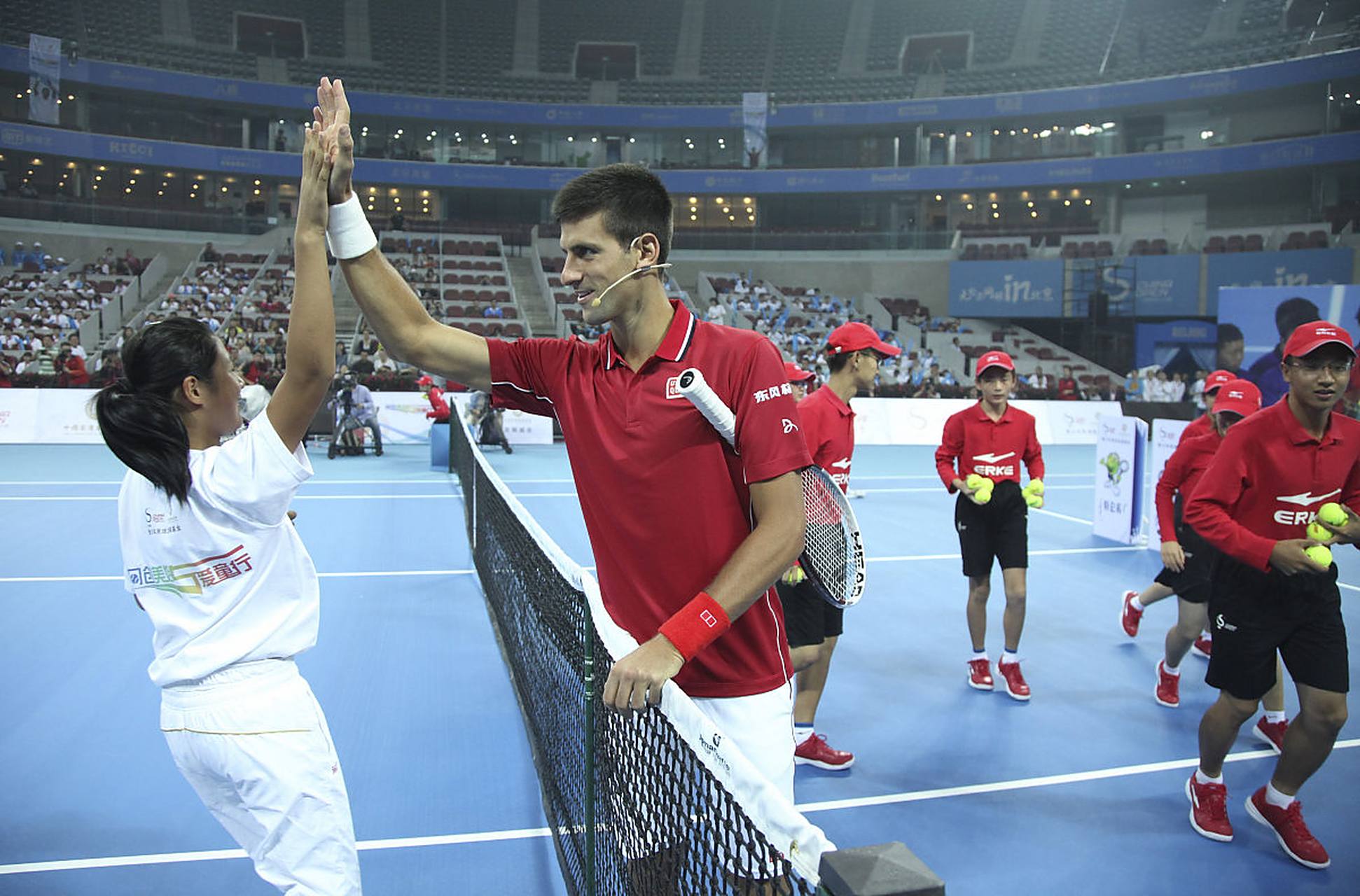 关于澳大利亚网球队逆转英国网球队,德约科维奇制霸全场的信息 关于澳大利亚网球队逆转英国网球队,德约科维奇制霸全场的信息