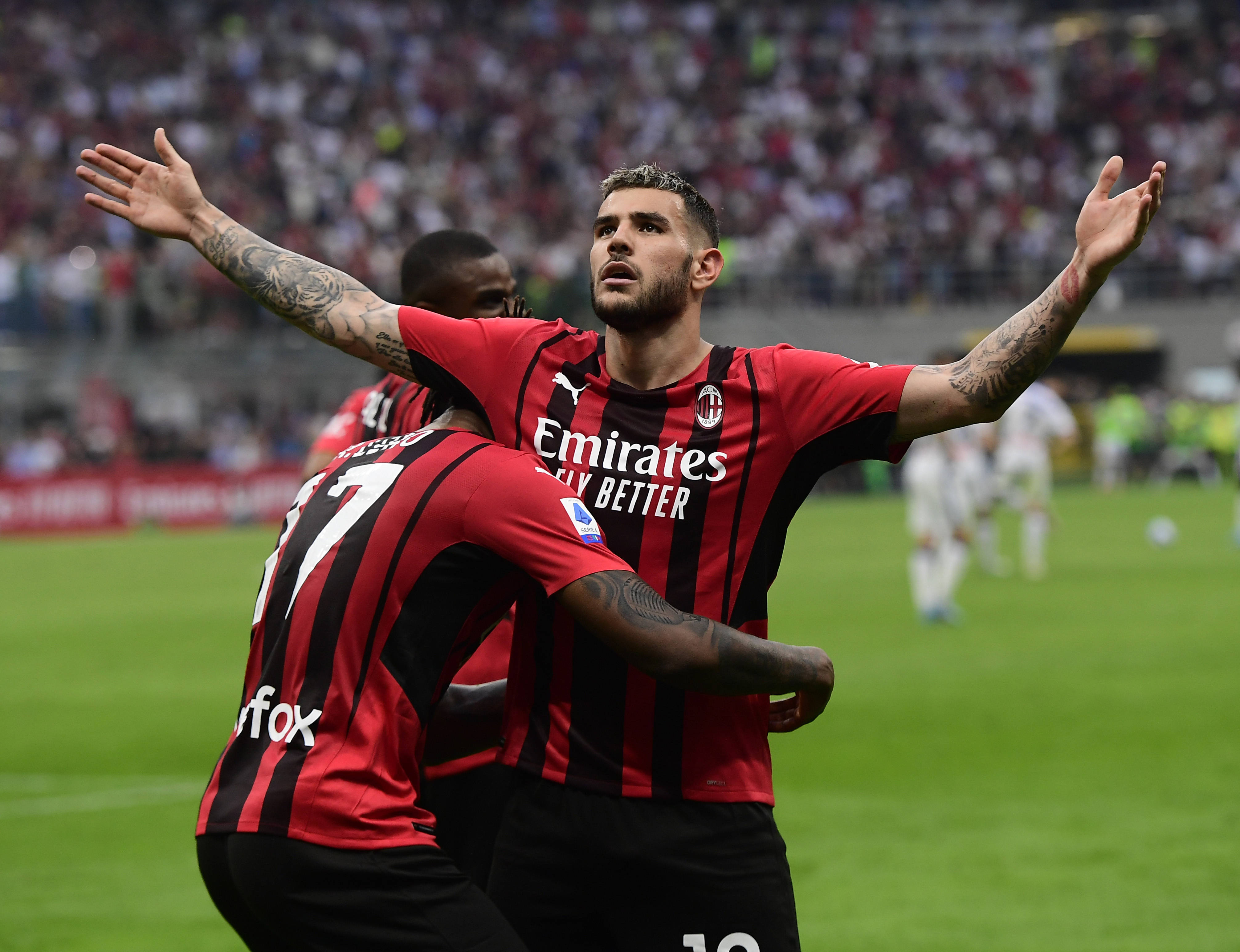 意甲比赛中的比分反复激烈，胜负难以预测