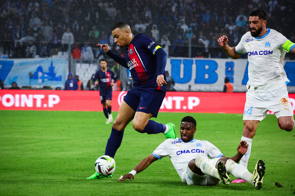 巴黎客场胜马赛,保持领跑优势 巴黎客场胜马赛,保持领跑优势