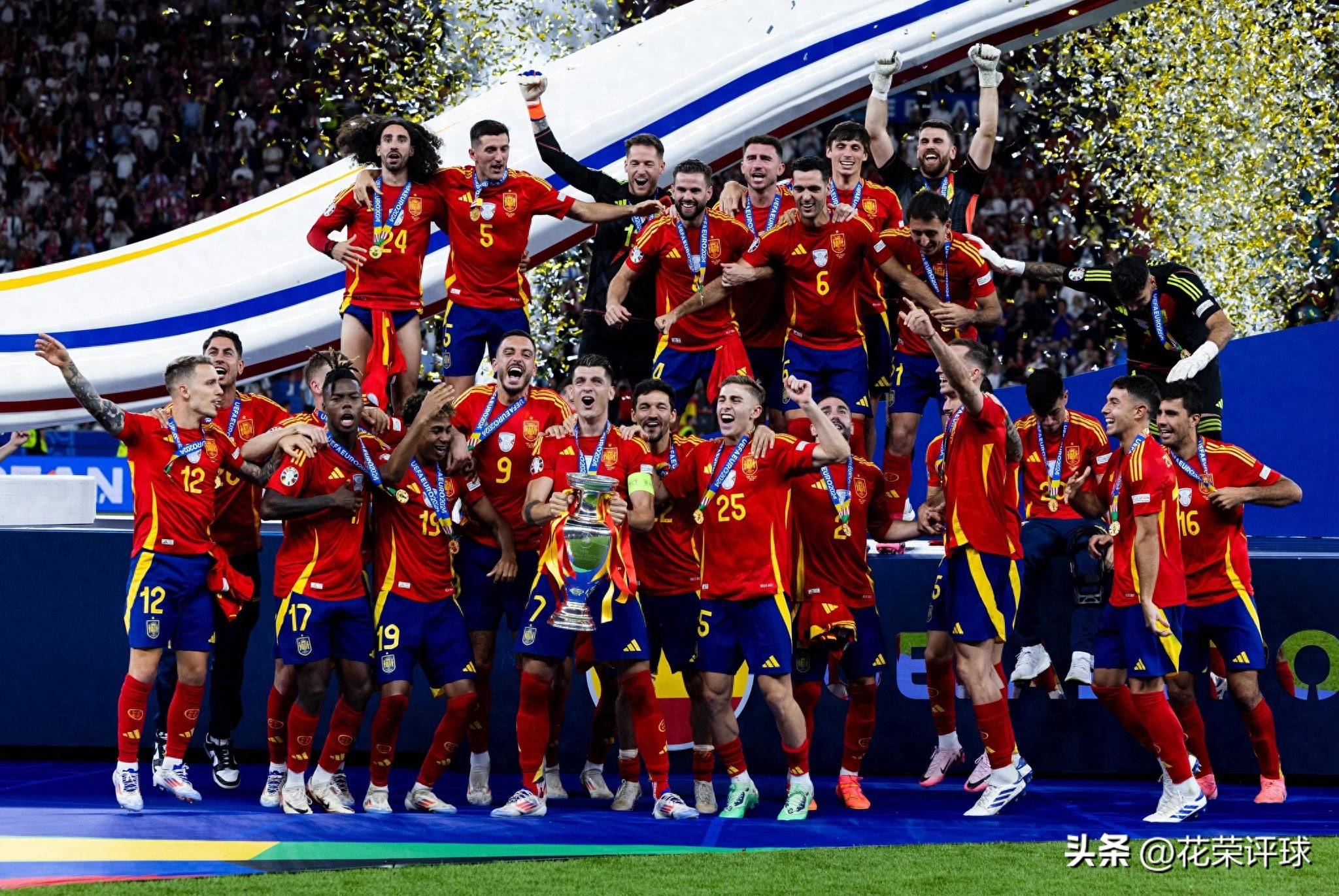 关于欧洲杯小组赛落幕,强队悉数晋级的信息 关于欧洲杯小组赛落幕,强队悉数晋级的信息